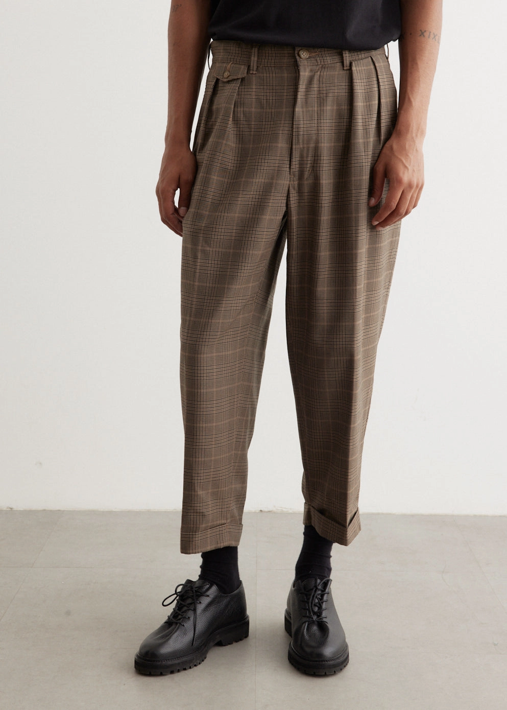 2 Pleats Tapered Twill Pants