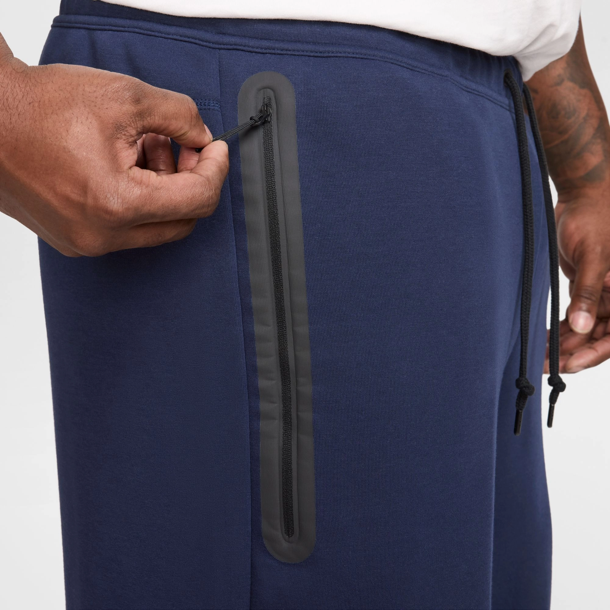 Men's Nike Sportswear Tech FleeceShorts - OBSIDIAN/BLACK