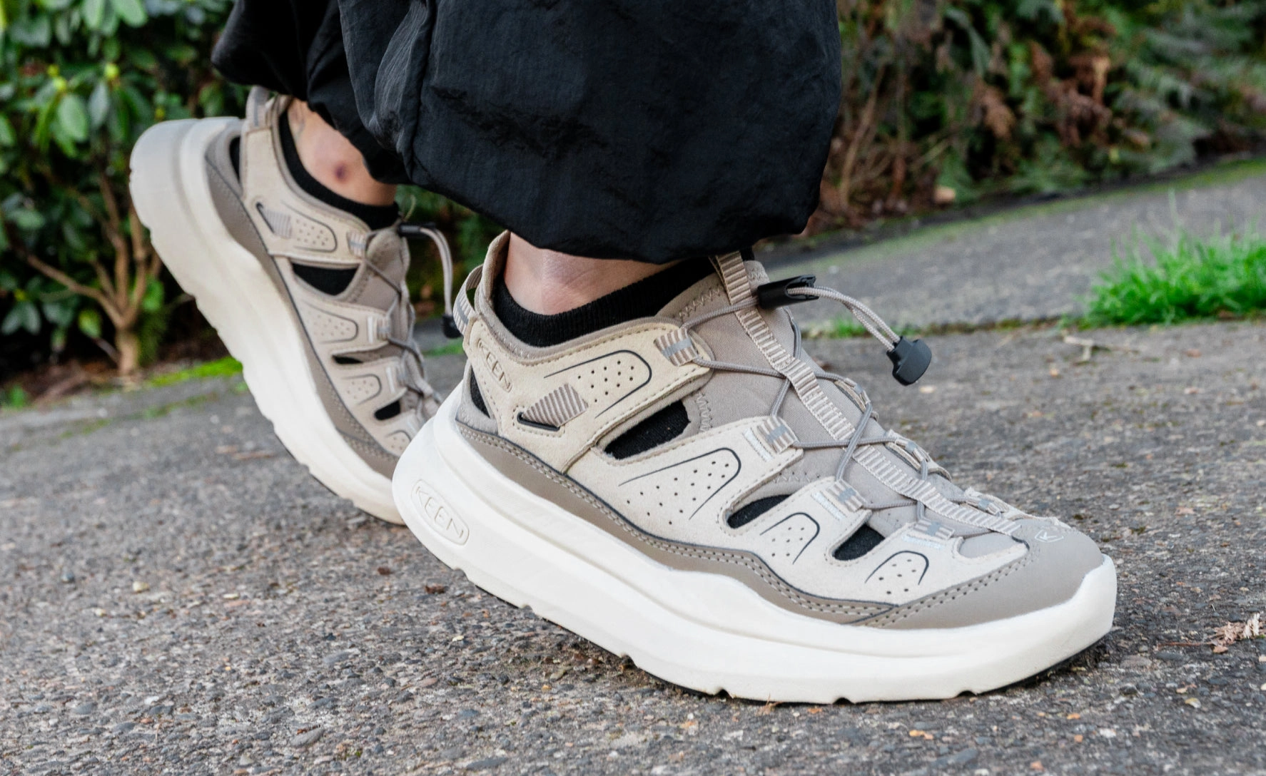 Men's WK450 Walking Sandal  |  Plaza Taupe/Black