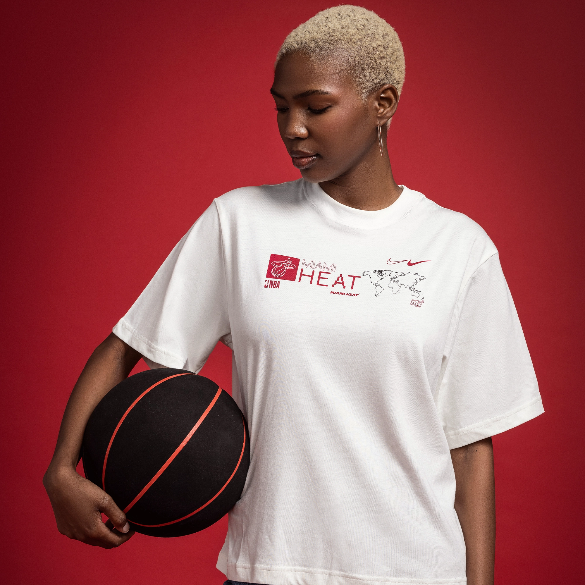 Nike Miami HEAT Global Women's Boxy Crop Tee