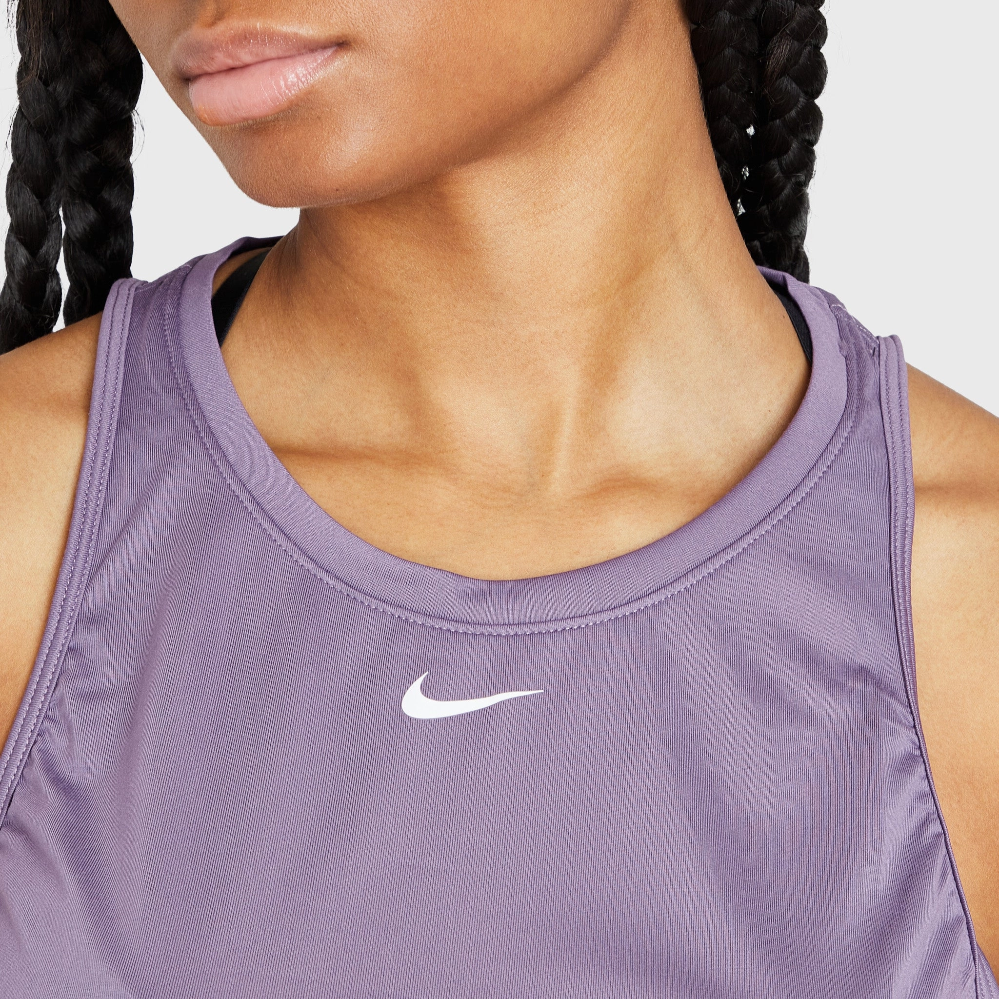 Nike Women's Dri-FIT One Standard Fit Tank / Amethyst Smoke