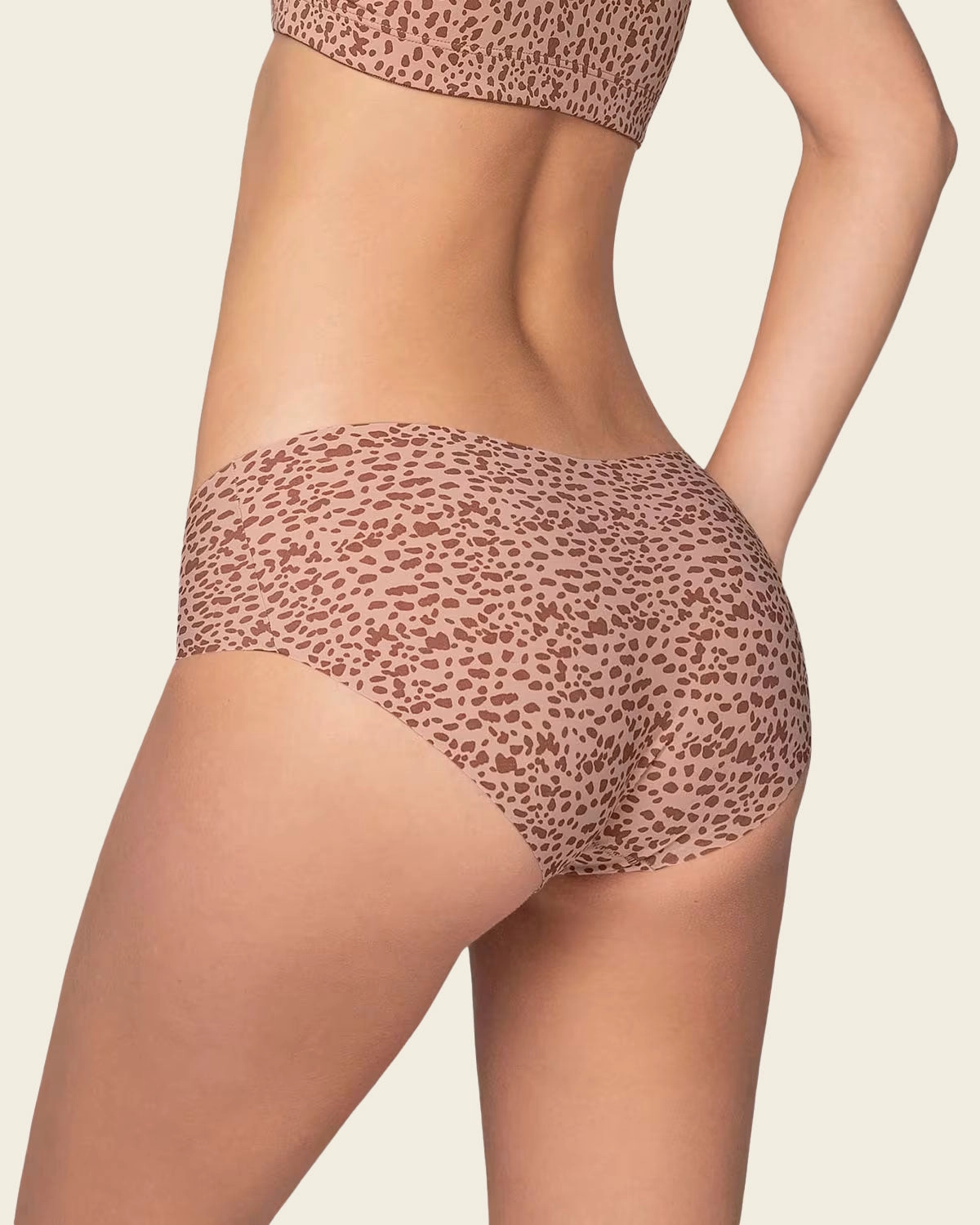 No Ride-Up Seamless Hiphugger Panty
