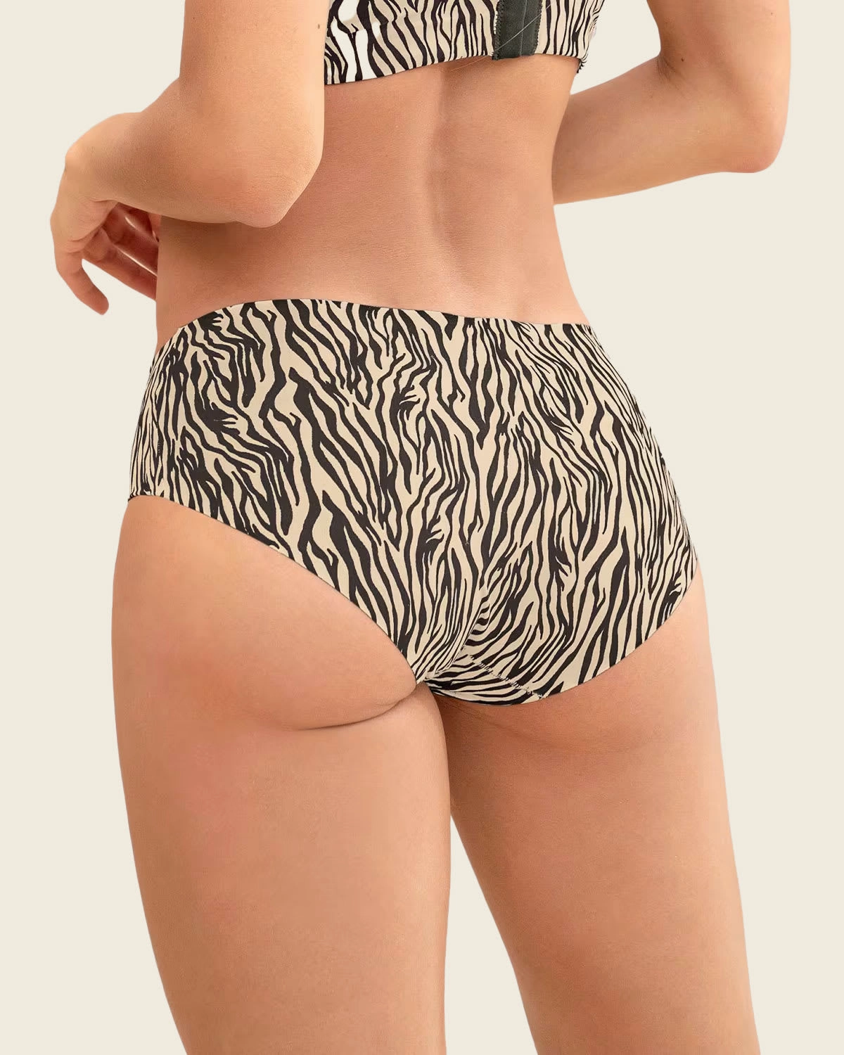 No Ride-Up Seamless Hiphugger Panty